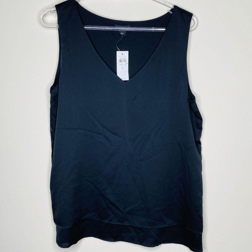 Ann Taylor Black Sleeveless V-neck Top